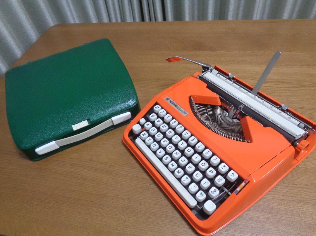 完動品　HERMES BABY エルメスベイビータイプライター カスタムカラー