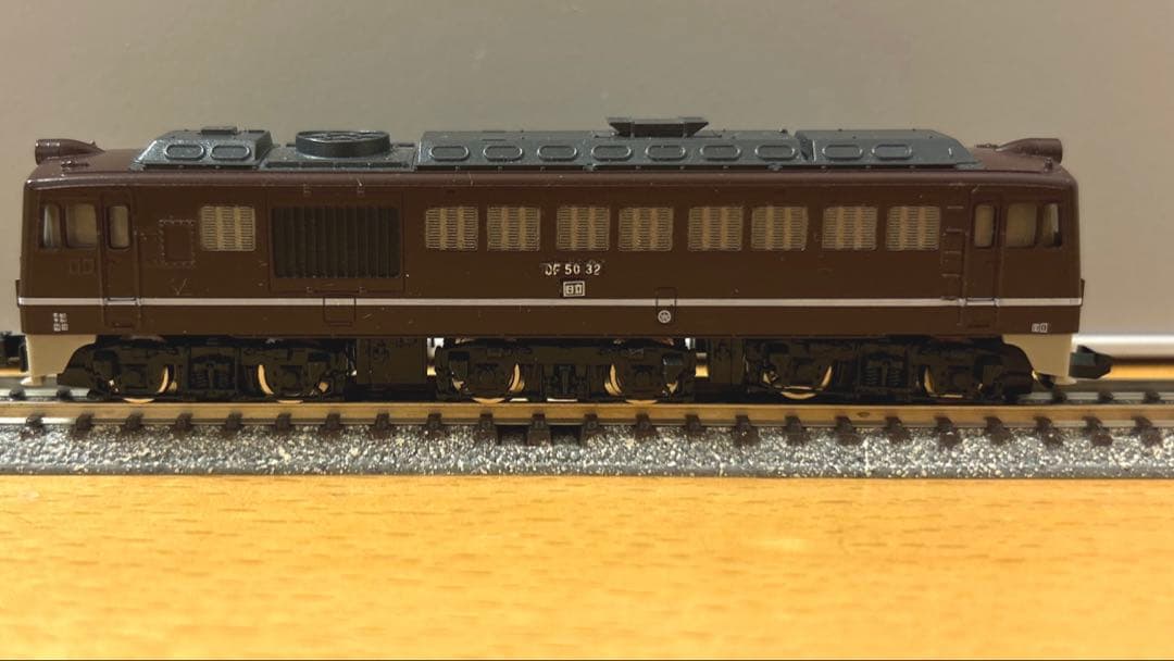 TOMIX 2224 J.N.R. 国鉄DF50形ディーゼル機関車(ブラウン)