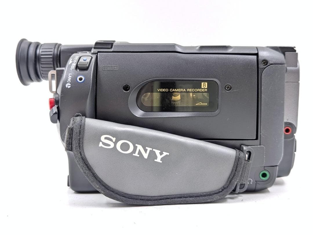 8mmテープのダビングに！ SONY ビデオカメラ CCD-TRV45