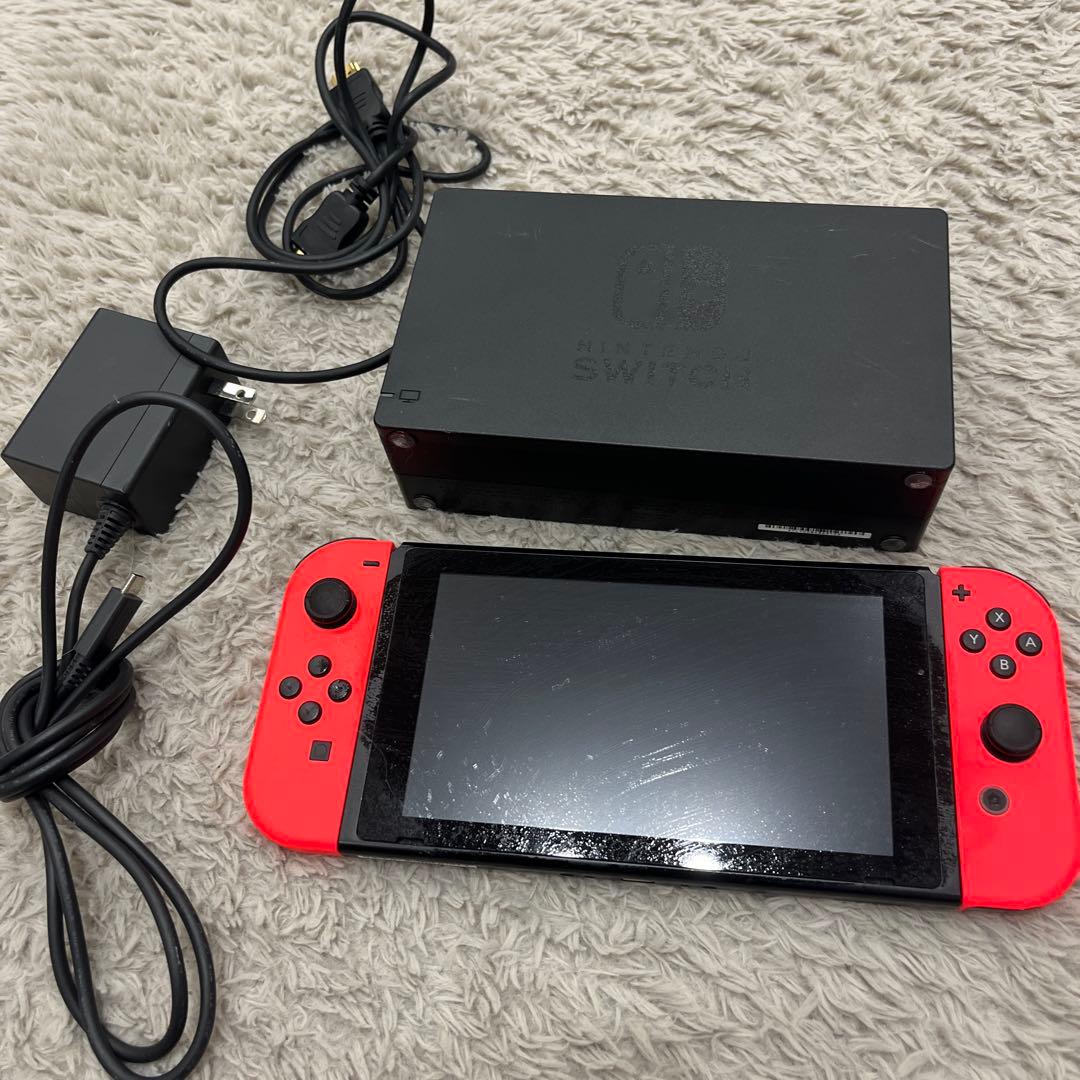 ニンテンドースイッチ 任天堂 ジョイコン赤 Nintendo Switch 本体