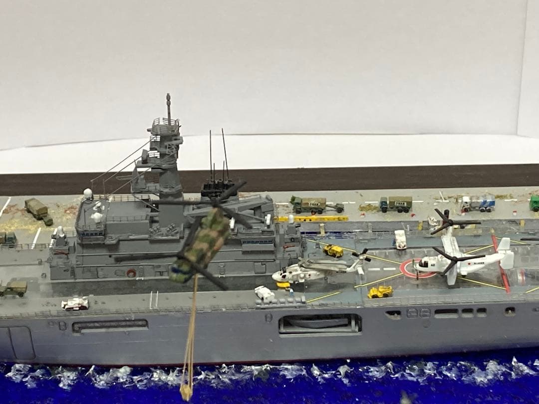 海上自衛隊 ジオラマ完成品 【絆の記憶 災害派遣】 1/700 艦船モデル