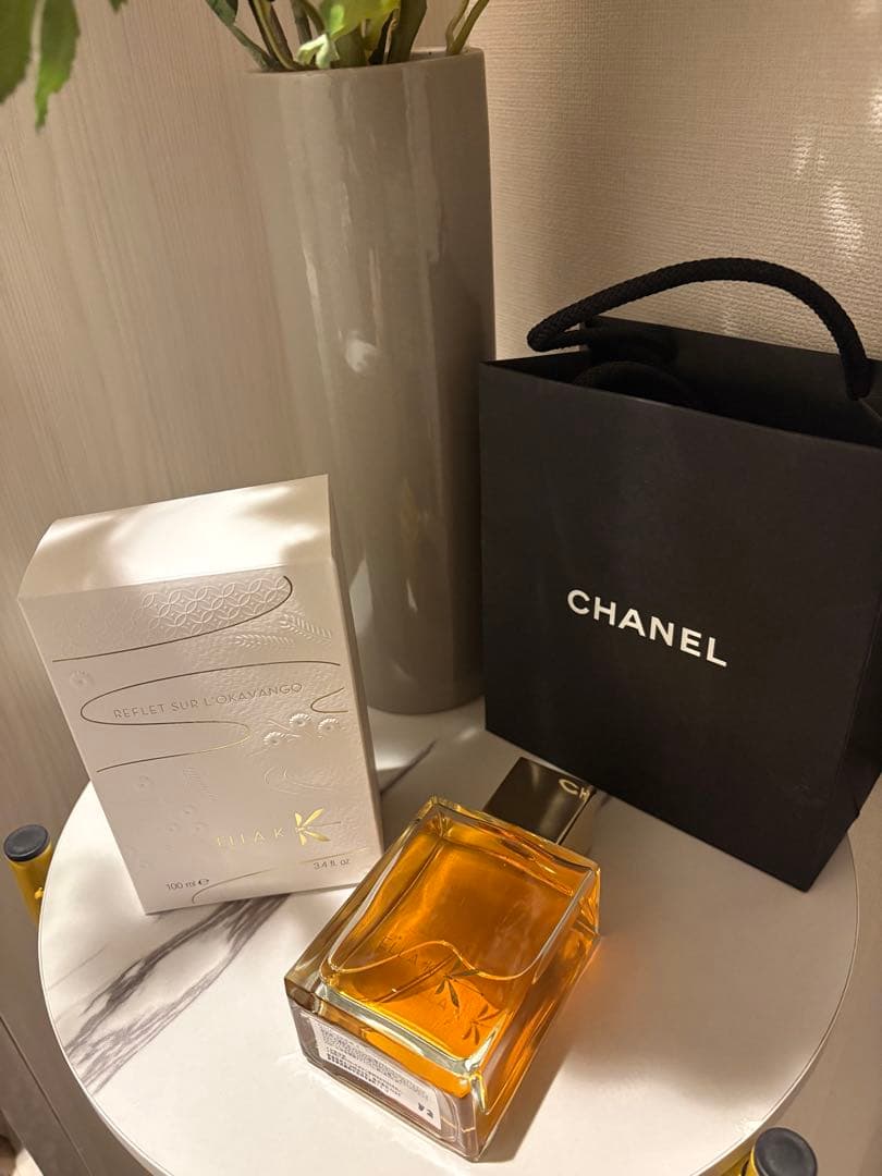 ELLA K オードパルファン 100mL エラケー　エラケイ　オカバンゴの水面