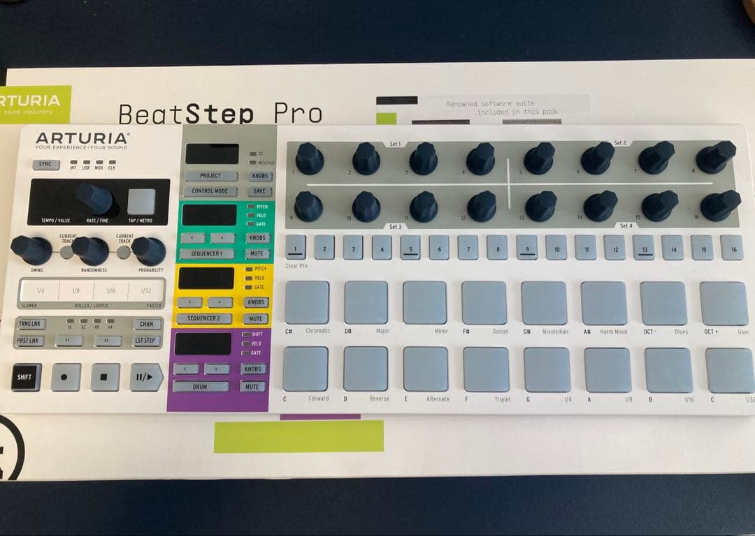 Arturia BEATSTEP PRO【MIDIコントローラー】