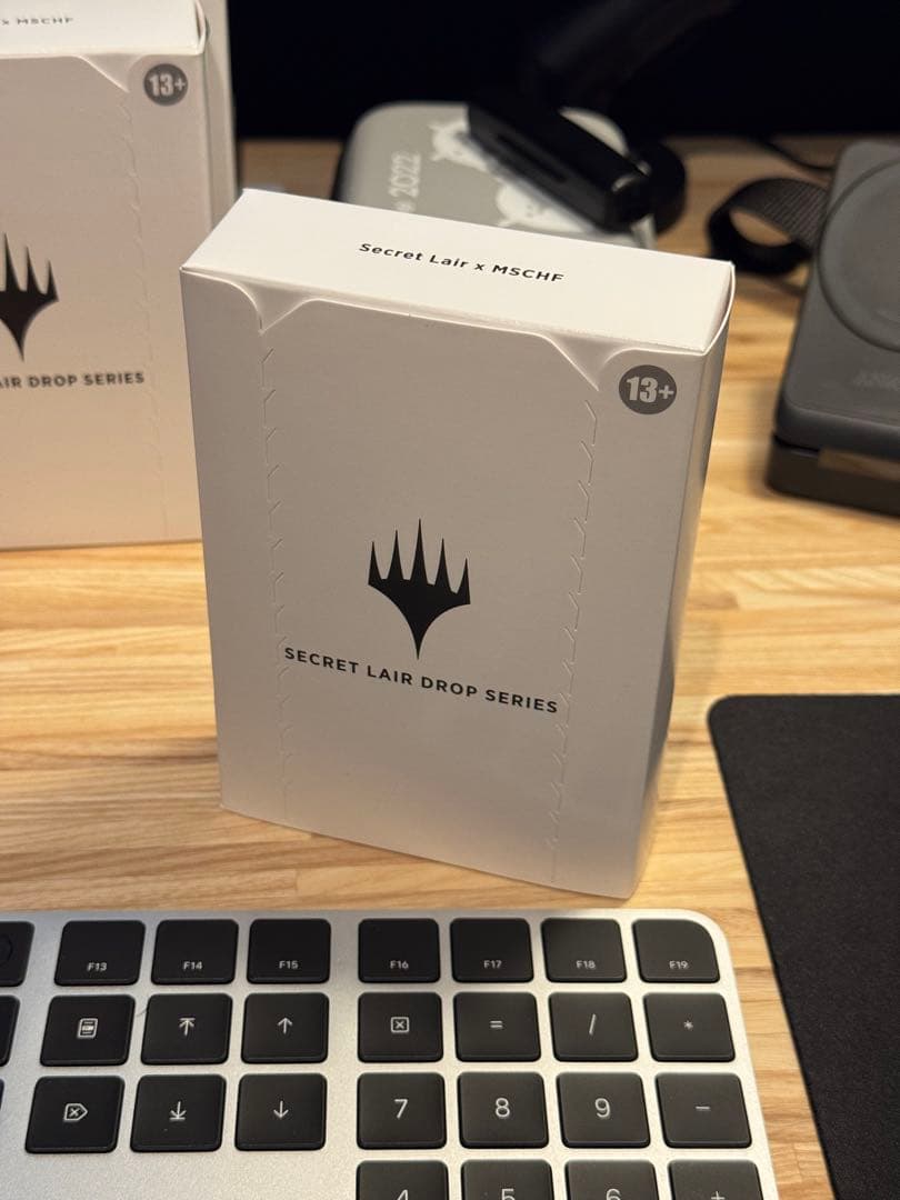 MTG/SLD/Secret Lair x MSCHF/1箱 5 - メルカリ
