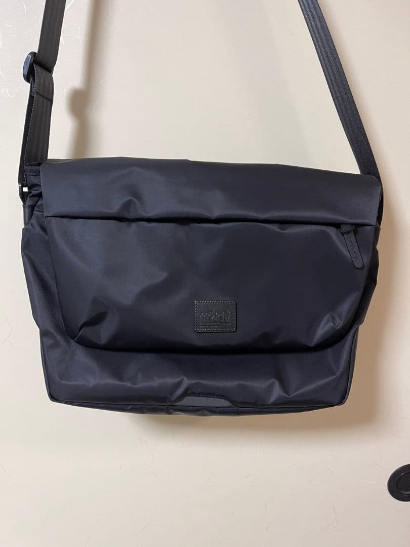 マンハッタンブラックレーベルMESEROLE MESSENGER BAG mb0311-01b_1024x1024.jpg?v=