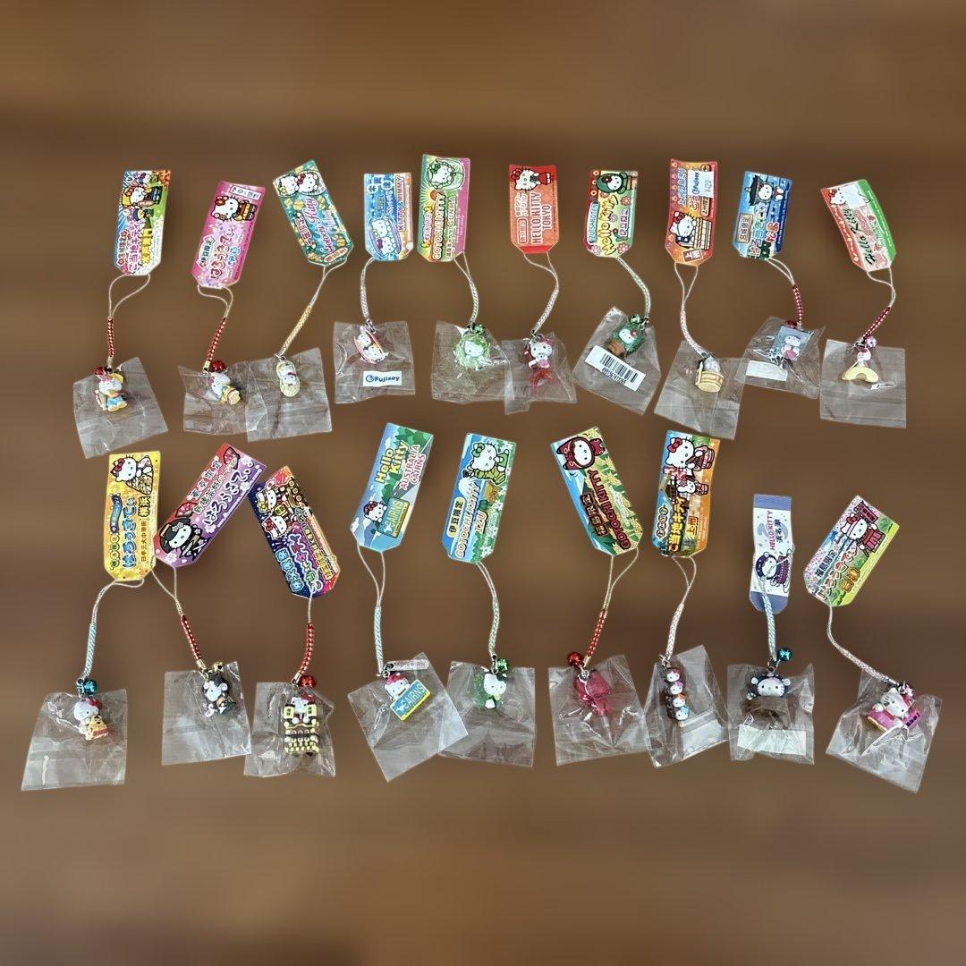 ハローキティ　ご当地ストラップ