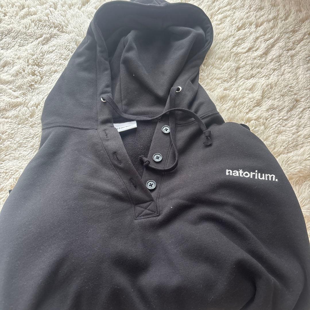 なとり フーディー 黒 Mサイズ