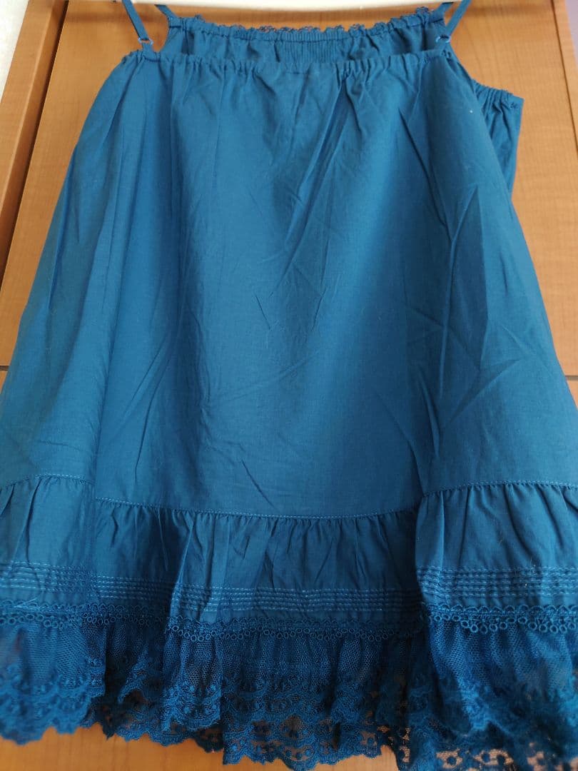 未使用 極美品ピンクハウスの花の刺繍と裾野 レースが美しい