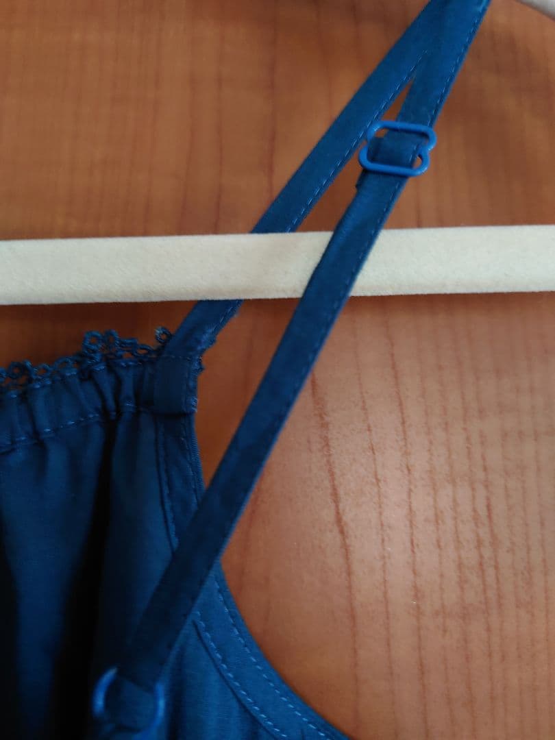 未使用 極美品ピンクハウスの花の刺繍と裾野 レースが美しい