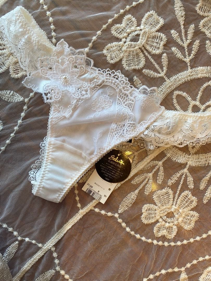 専用　サルートSalute 98G ヴィクトリア Tバック M 2点まとめ