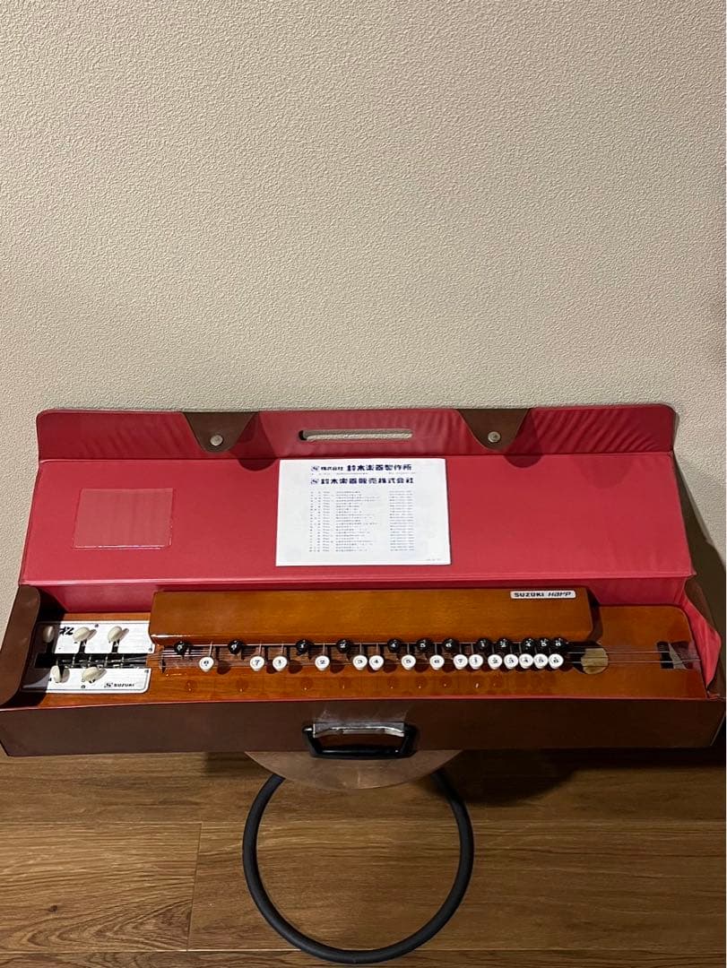 【送料込み】美品　Suzuki 大正琴 木製 ケース付き