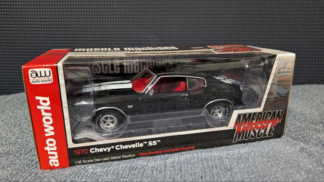 オートワールド 1970 Chevy Chevelle SS 1/18