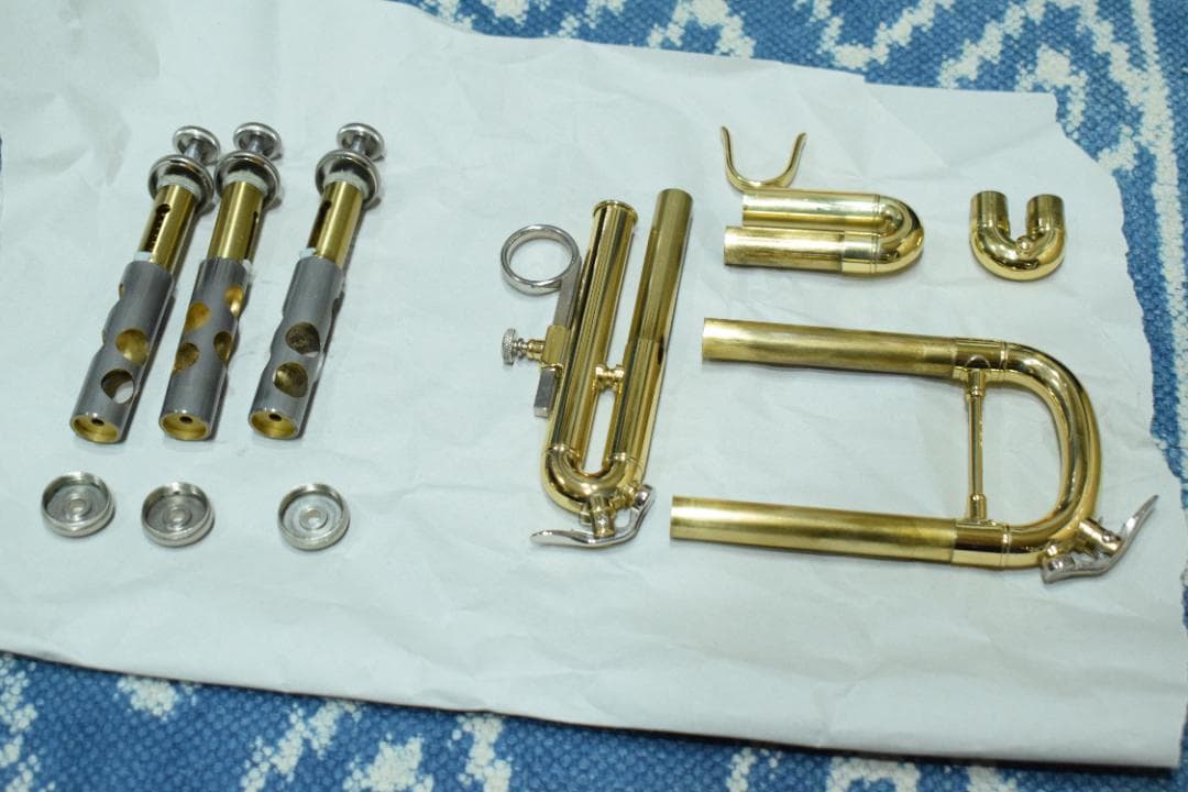 Bach TR Series TR-600 GL 状態良好 ハードケース付属 - メルカリ