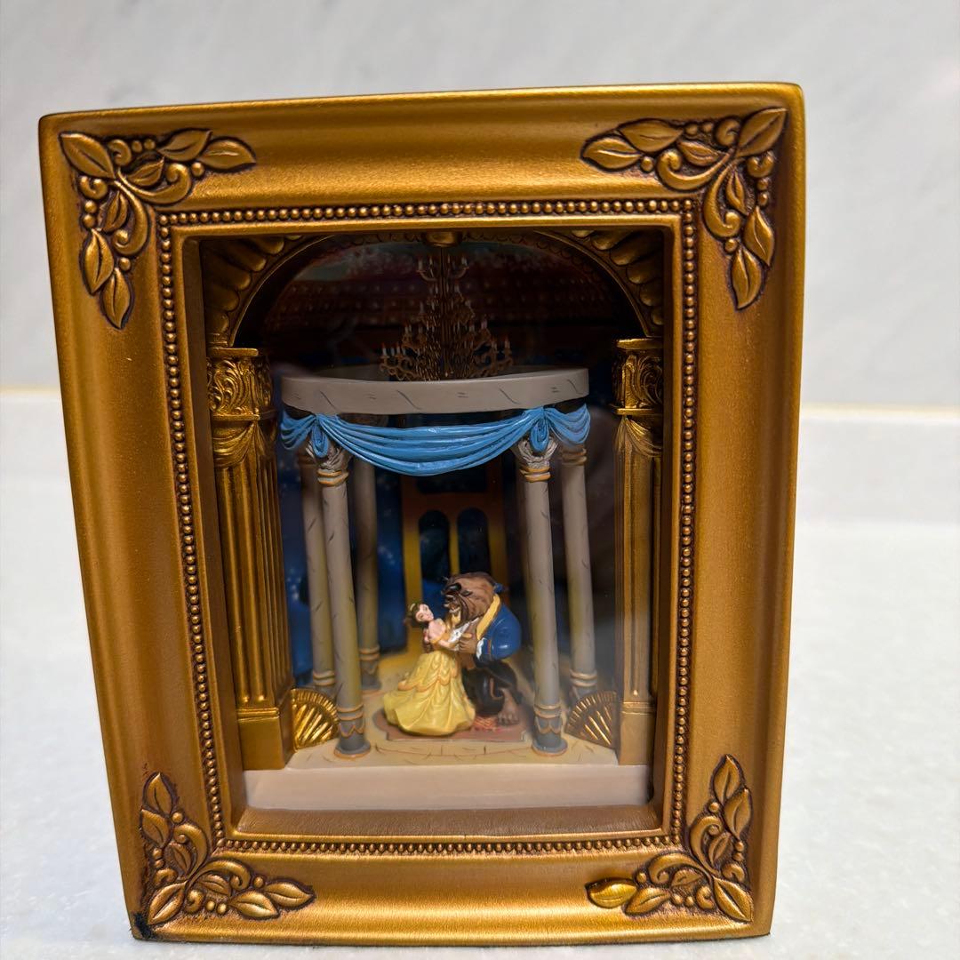 光る美女と野獣 フィギュア