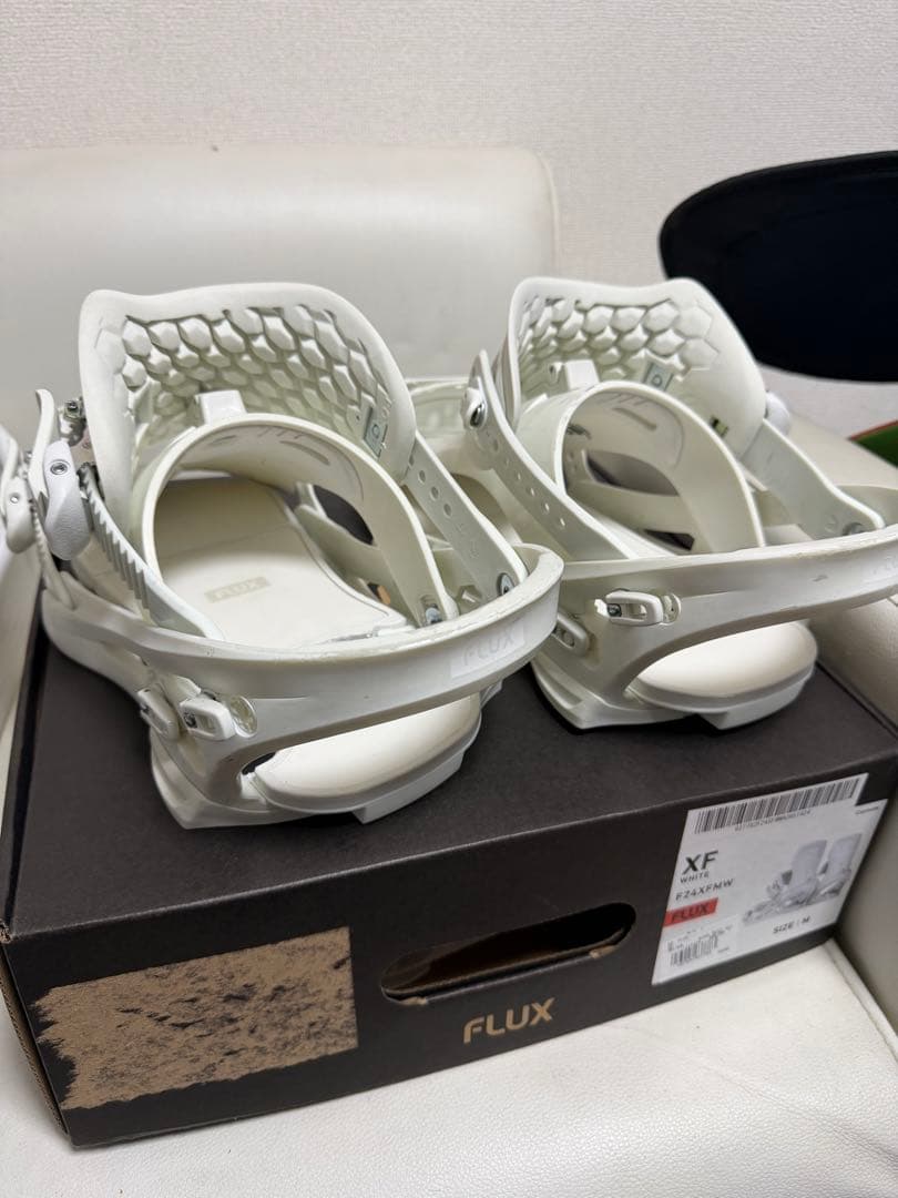 FLUX XF ホワイト ビンディング　　24-25モデル dl_2.jpg