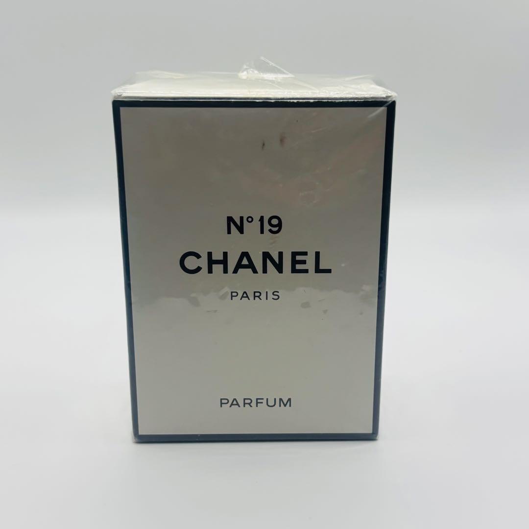 新品未開封 CHANELシャネル N°19 19番 パルファム 香水 28ml