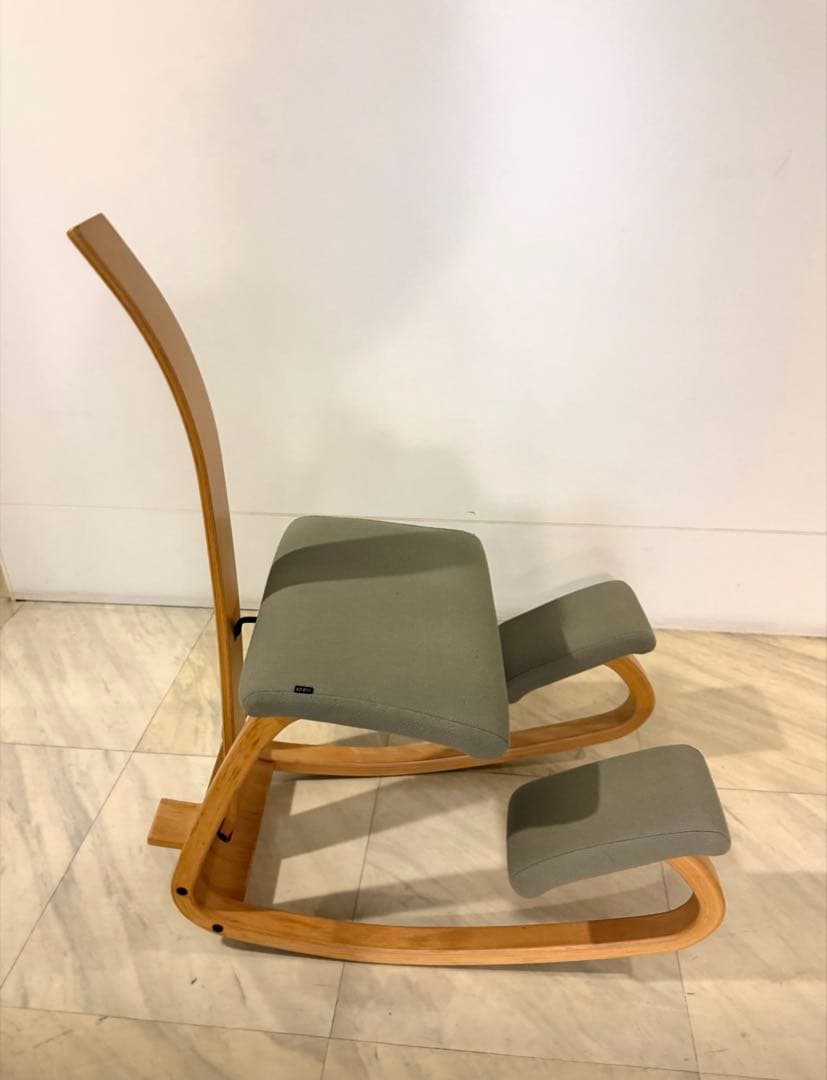 ストッケ　バリエール　バランスチェア　ヴァリエール　デスクチェア