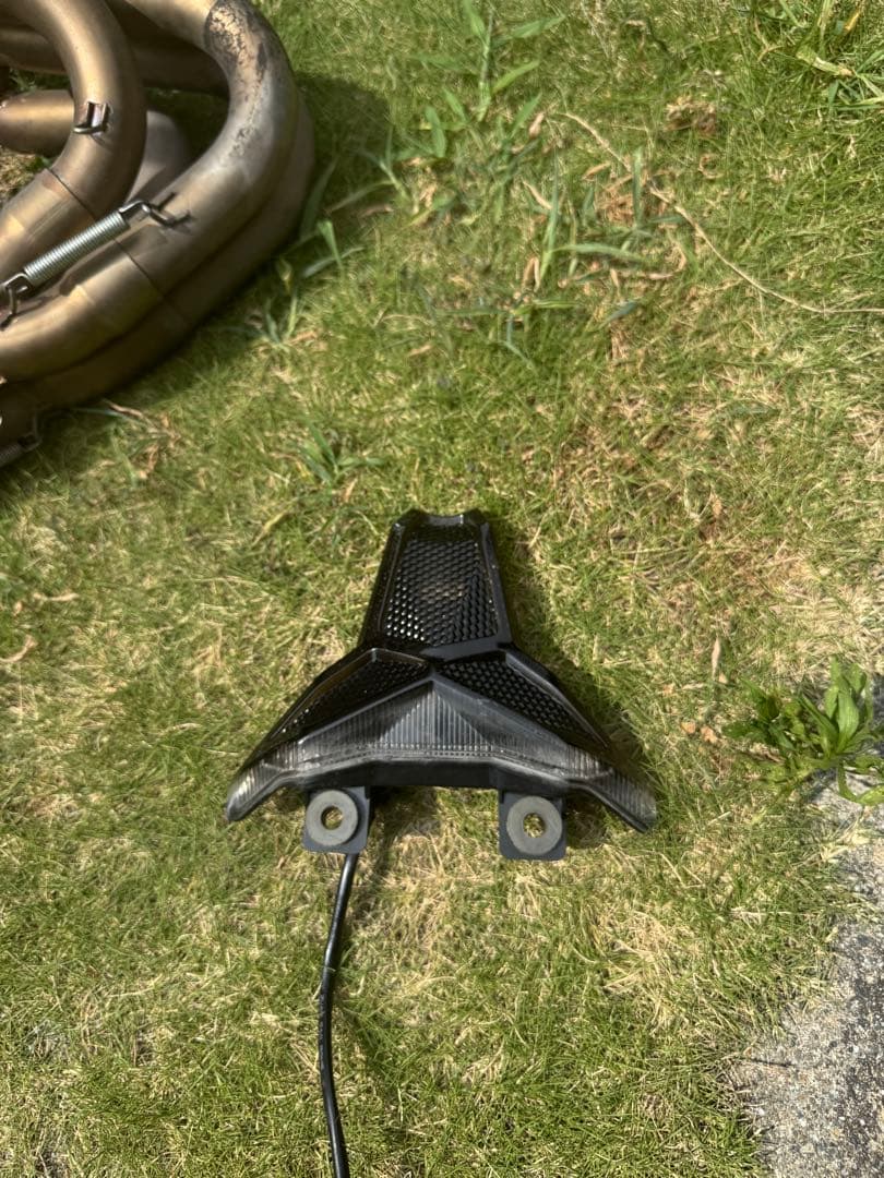 ZX25R ZX6R ZX10R TST ウインカー内蔵 テールライト Amazon | TST ZX-10R(16-) ZX-6R(19-) ZX-25R ZX-4RR Ninja400(18