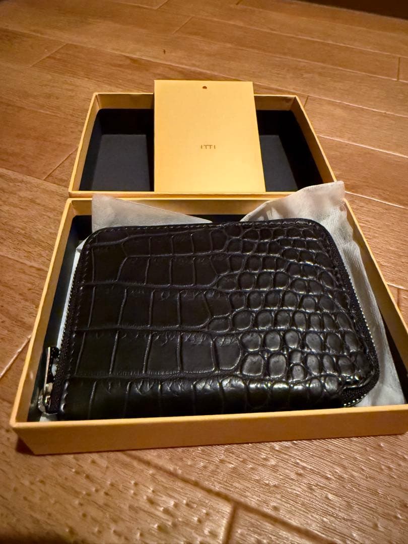 ITTI CRISTY SLIM COMPACT WLT クロコ　財布　イッチ