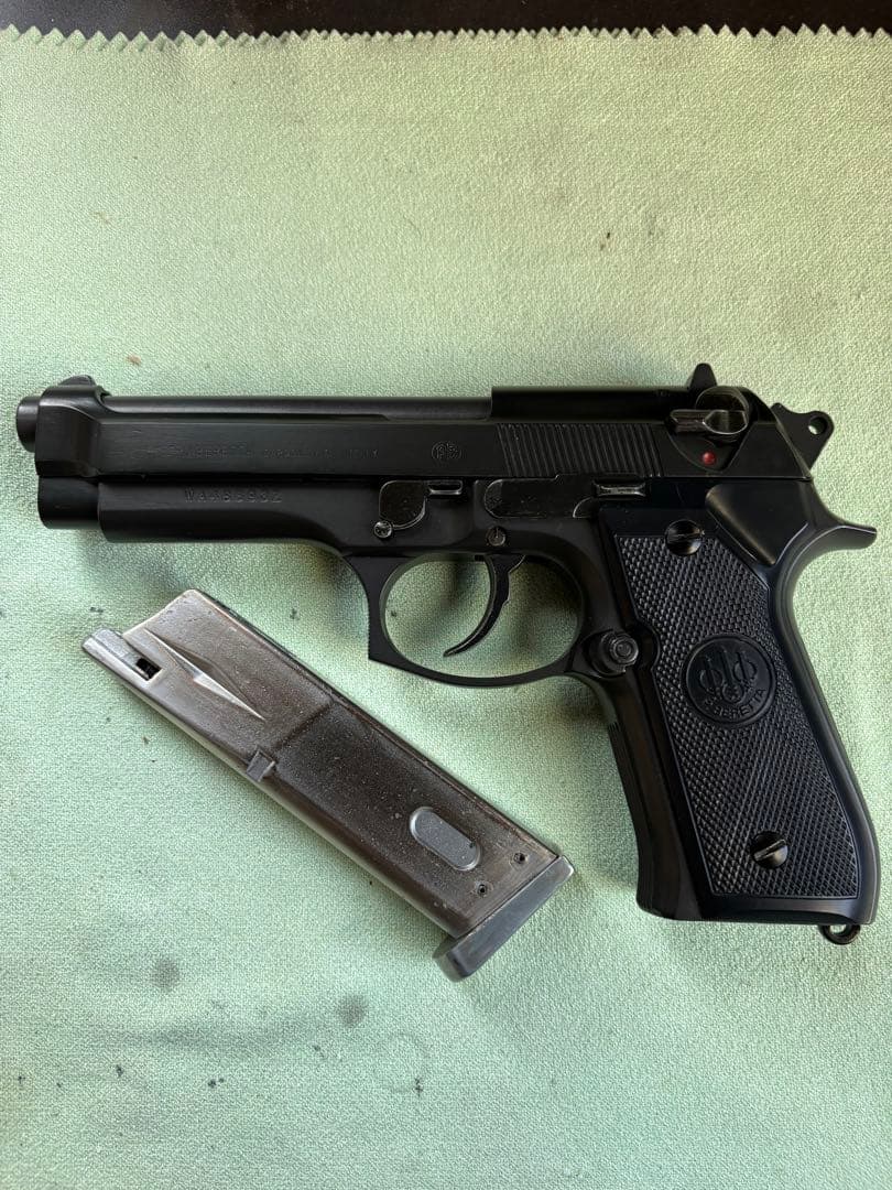 ガスガン ブラック マガジン付き SIG SAUER ProForce M17 CO2 GBB CO2ガスガン用マガジン 【ブラック】