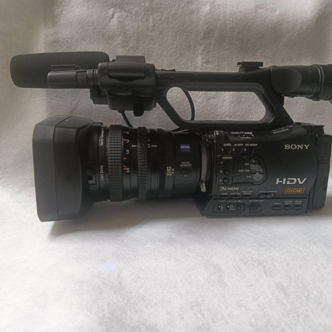 【最終値下】SONY HVR-Z7J ビデオカメラ本体+HVR-MRC1