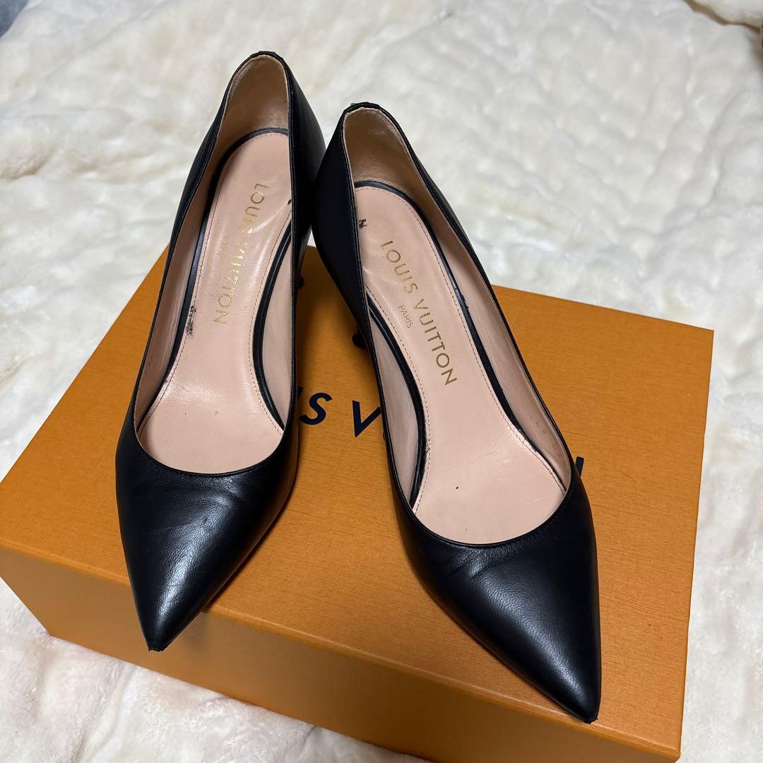 LOUIS VUITTON ブラックハイヒール