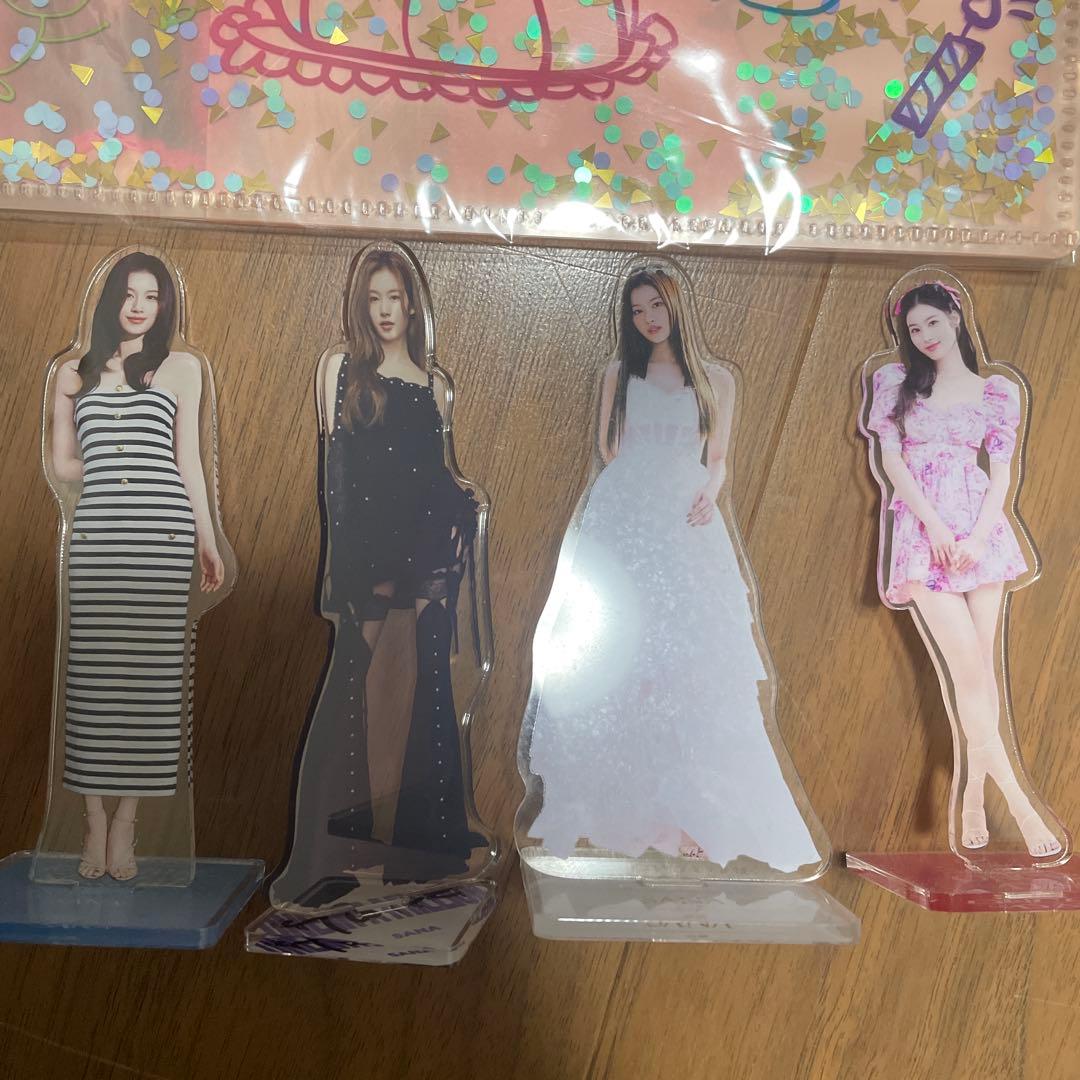 TWICE サナ グッズセット売り - メルカリ