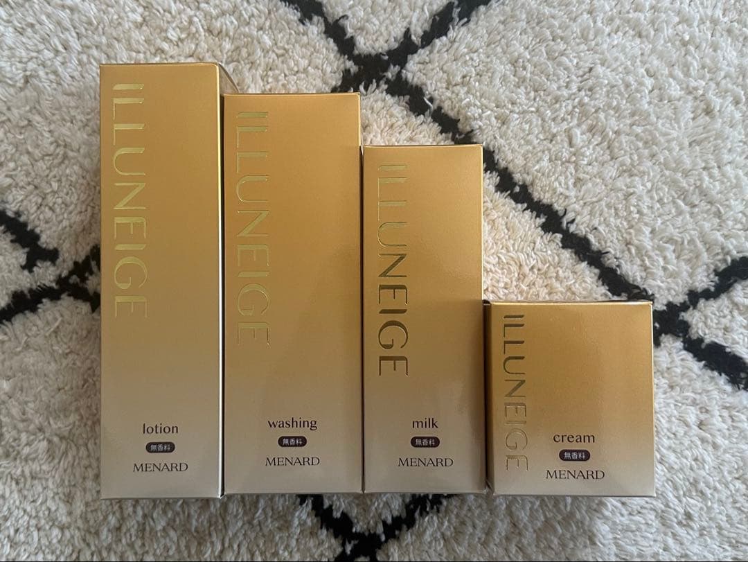 メナードイルネージュ(無香料)4点セット