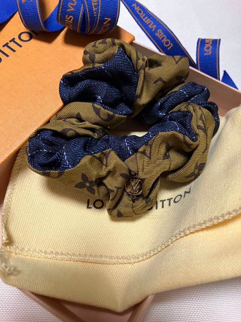 LOUIS VUITTON ルイ・ヴィトン シルク ビーマインドフル シュシュ ルイヴィトン/アクセサリー/ヴィトン シュシュ・ビーマインドフル