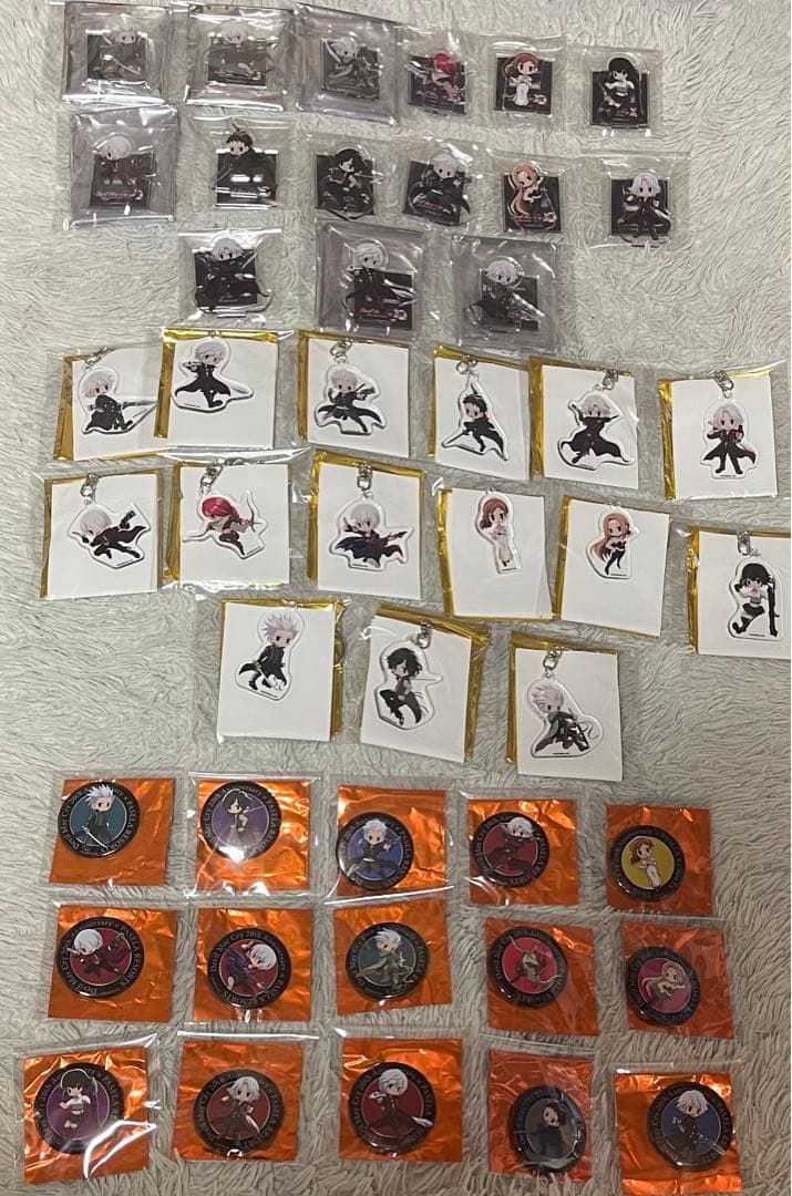 デビルメイクライ×パセラ　アクリルスタンド　キーホルダー　缶バッジ　セット カプコンカフェ×『デビル メイ クライ 5 スペシャルエディション