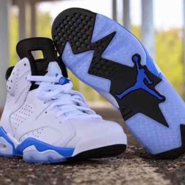 ジョーダン6 スポーツブルー