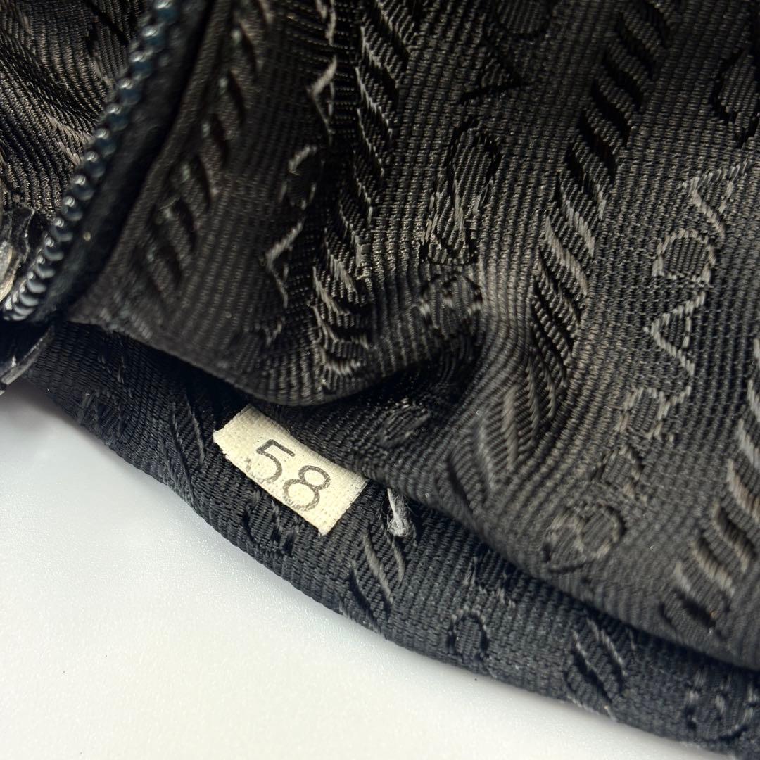 極美品 定番PRADA VELAナイロン リュックサック白タグあり - メルカリ