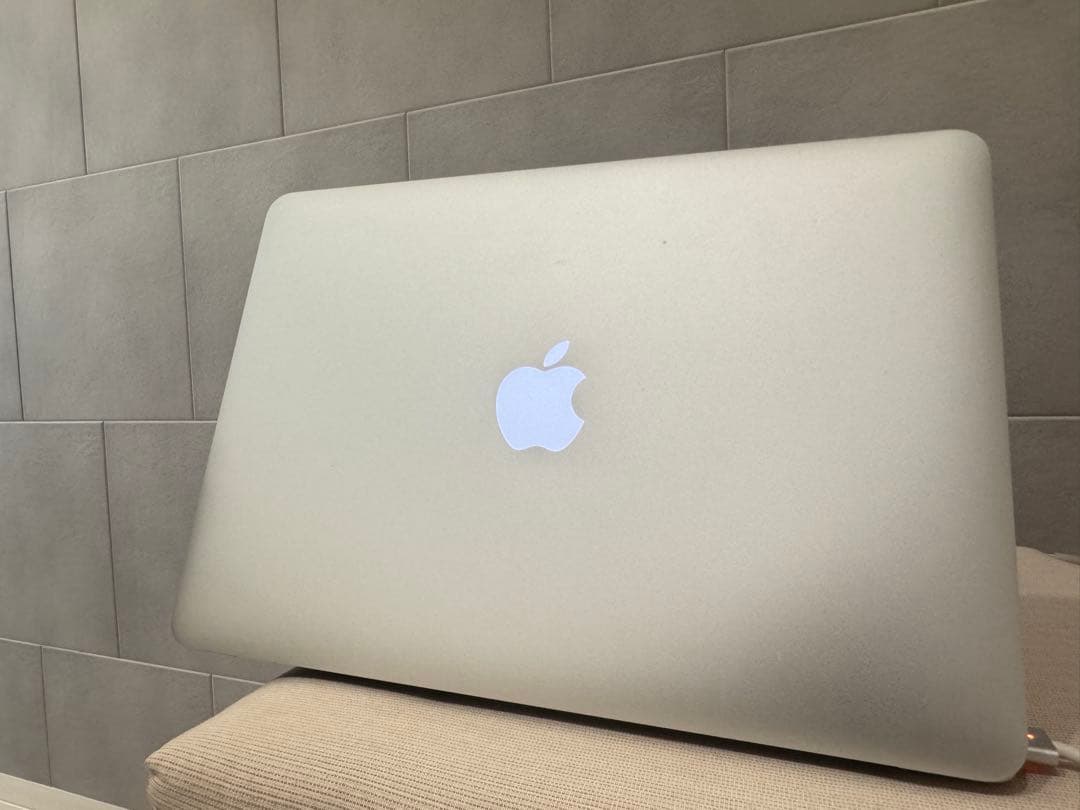 MacBook Air（13-inch, 2017） 箱無し Apple MacBook Air (13-inch, 2017) Review: It's Still Good | Laptop Mag