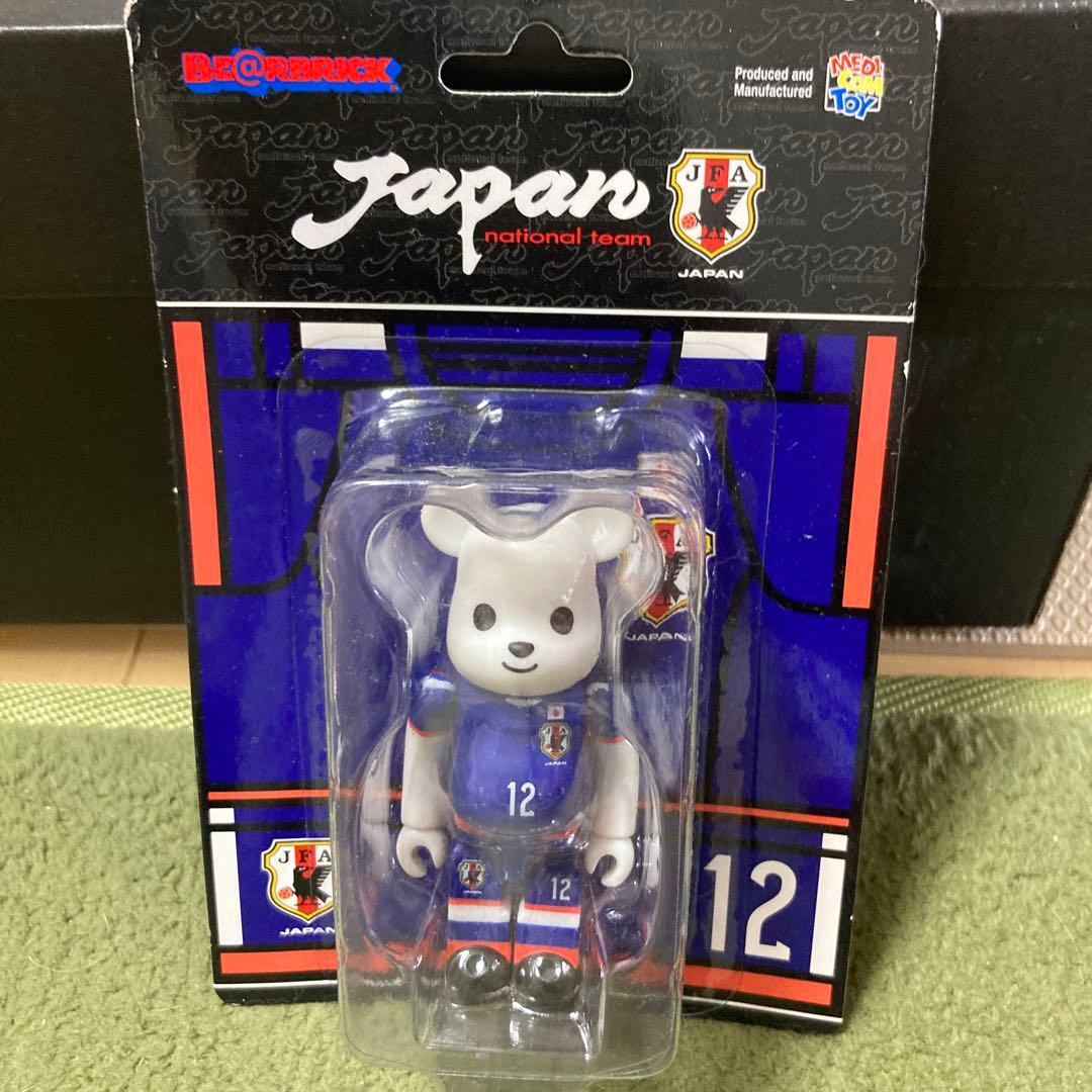 BE@RBRICK サッカー日本代表モデル ファミリーマート - メルカリ