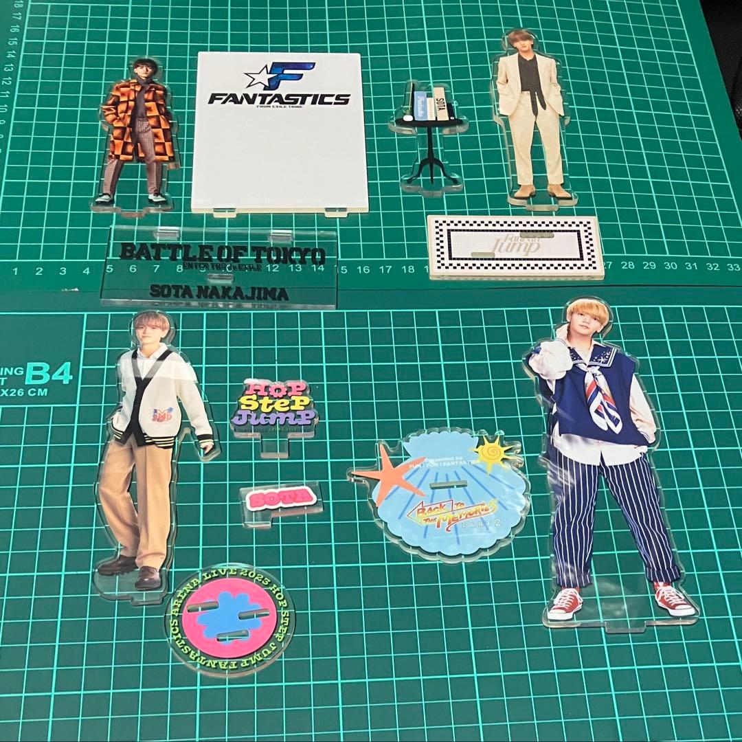 FANTASTICS 中島颯太 アクリルスタンド 4点 まとめ売り - メルカリ