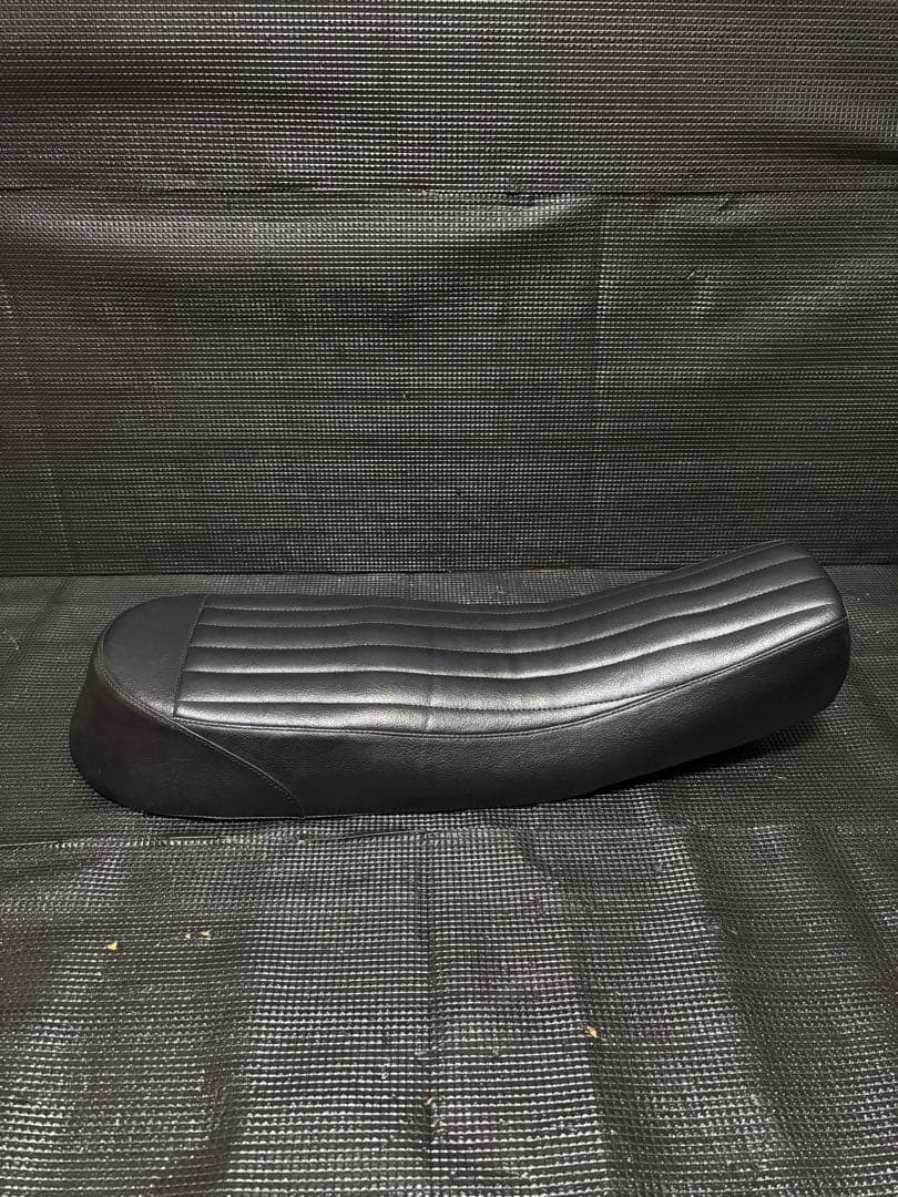 （激レア）W650 イージーライダース NITRO HEADS シート