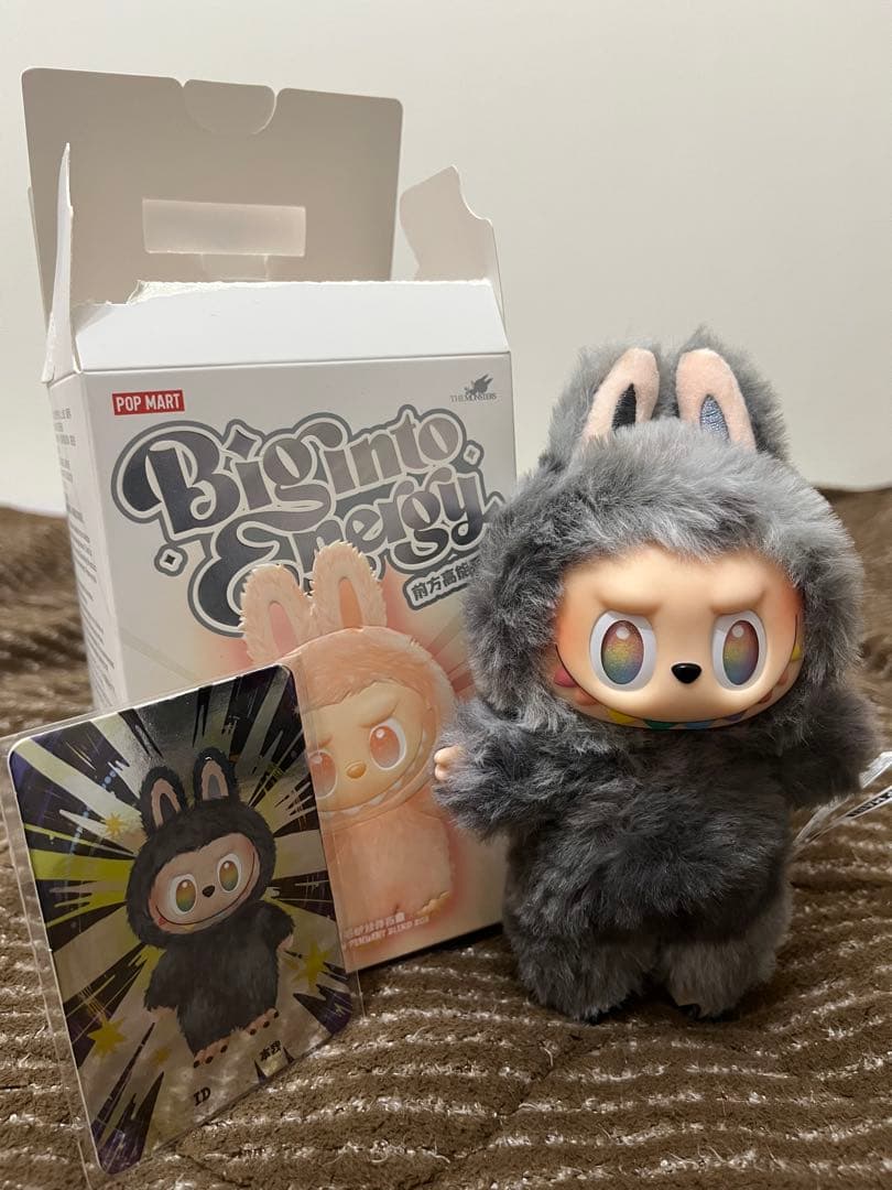 正規品　Labubu The Monsters ラブブシークレット