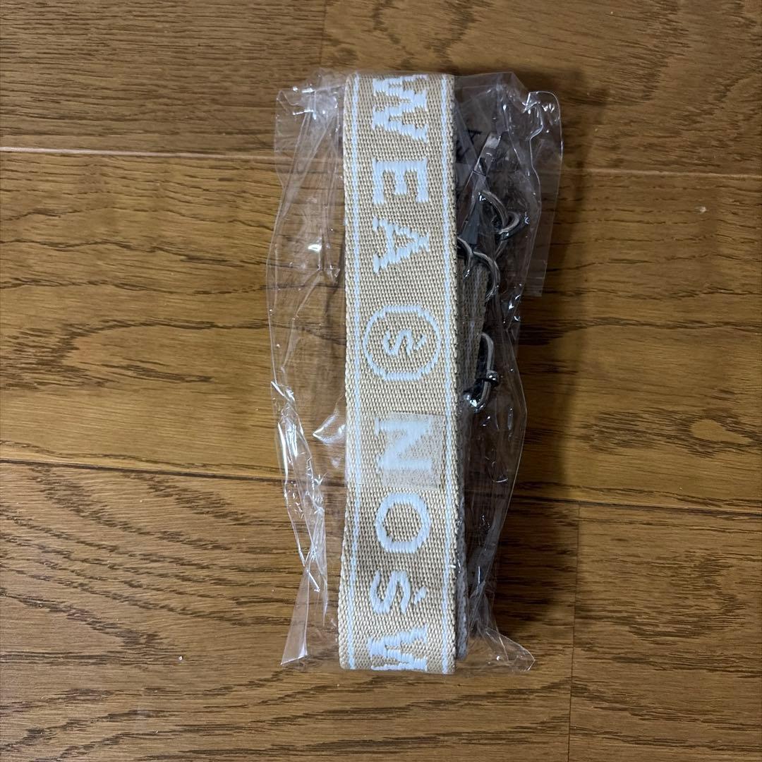 【美品】NOśWEA 花村想太スマホショルダーストラップ ベージュ