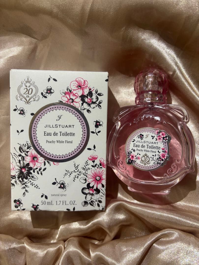 JILLSTUART Eau de Toilette ピーチホワイトフローラル