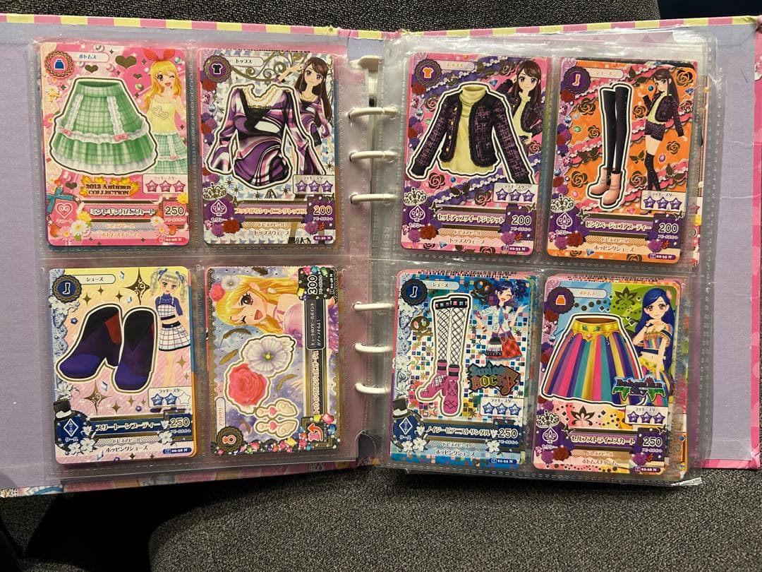 アイカツカード プレミアム ノーマル 約100枚 バインダー込 まとめ売り