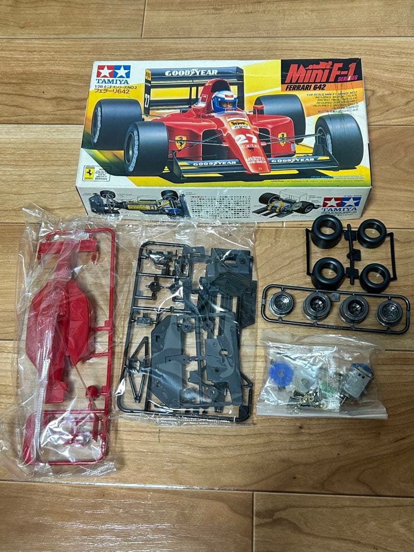 タミヤ☆ミニF☆完成品➕未組み立て品セット☆フェラーリ642 - メルカリ