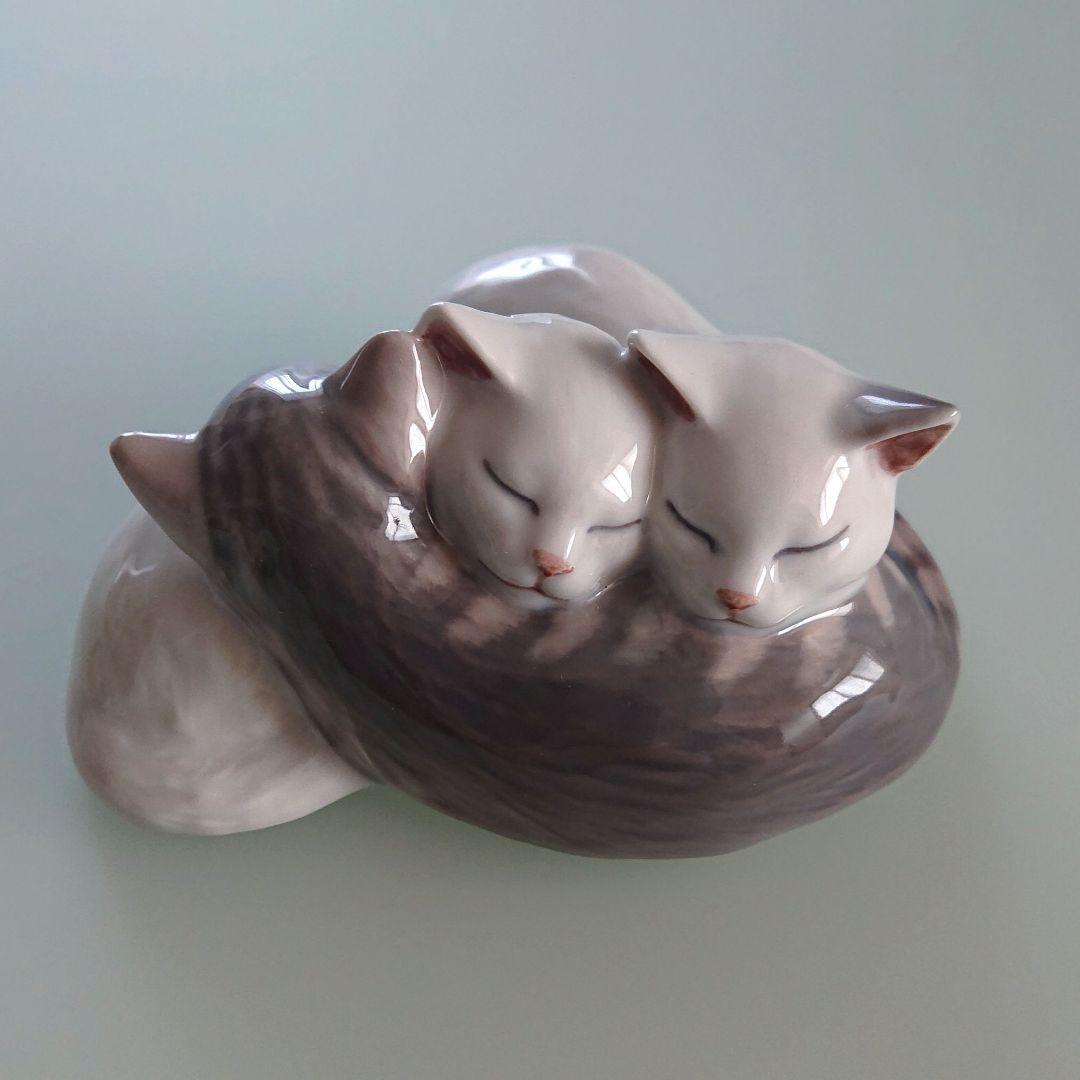 ロイヤルコペンハーゲン イヤーフィギュリン 3匹の眠り猫 - メルカリ
