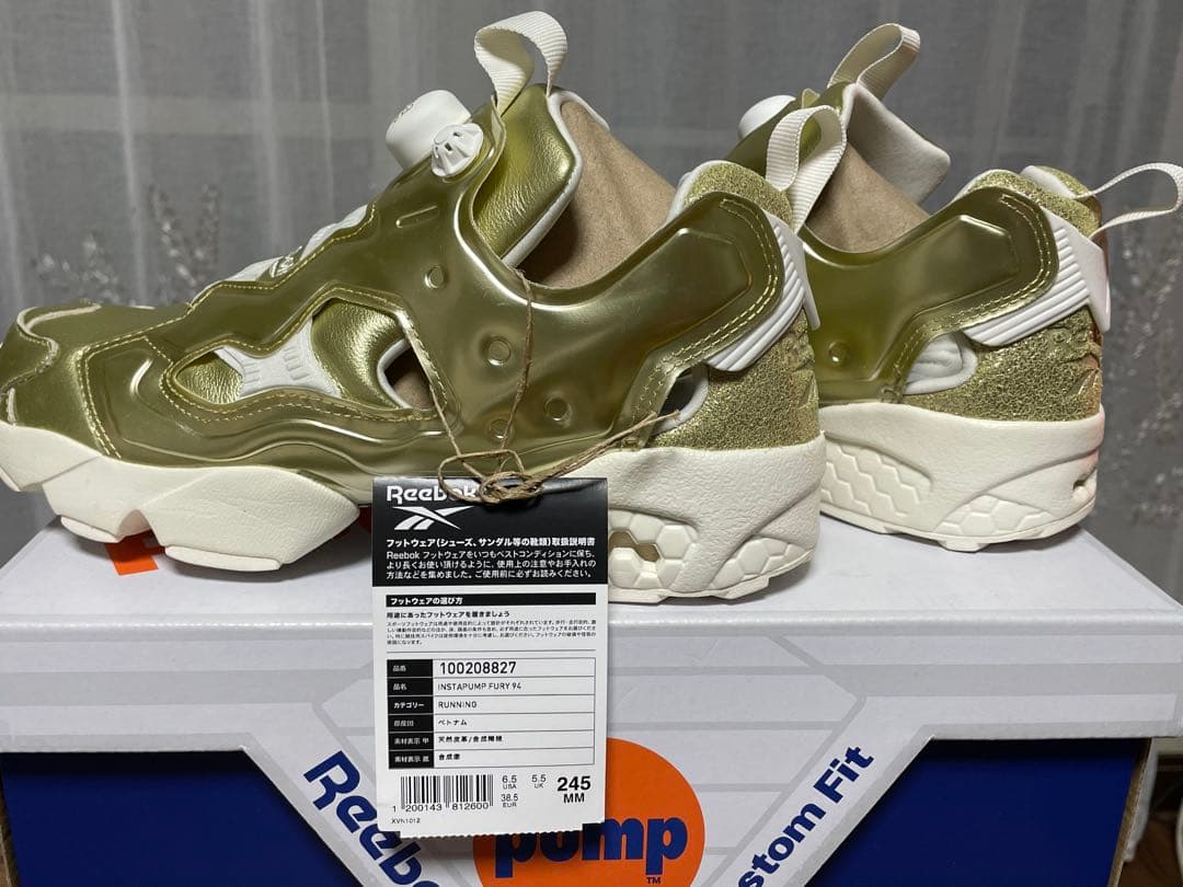 リーボック　稲葉浩志さんモデル　ゴールド♡サイズ24、5㎝　未使用