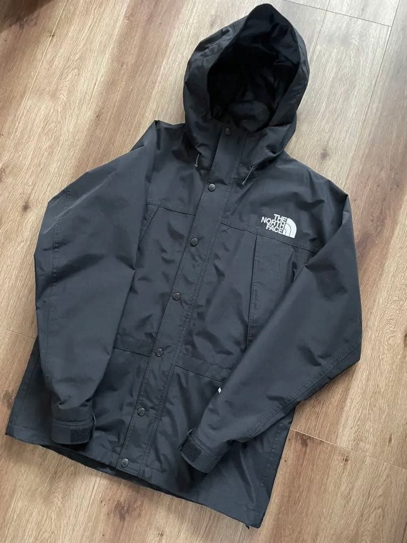 The North Face GORE-TEX ブラックジャケット
