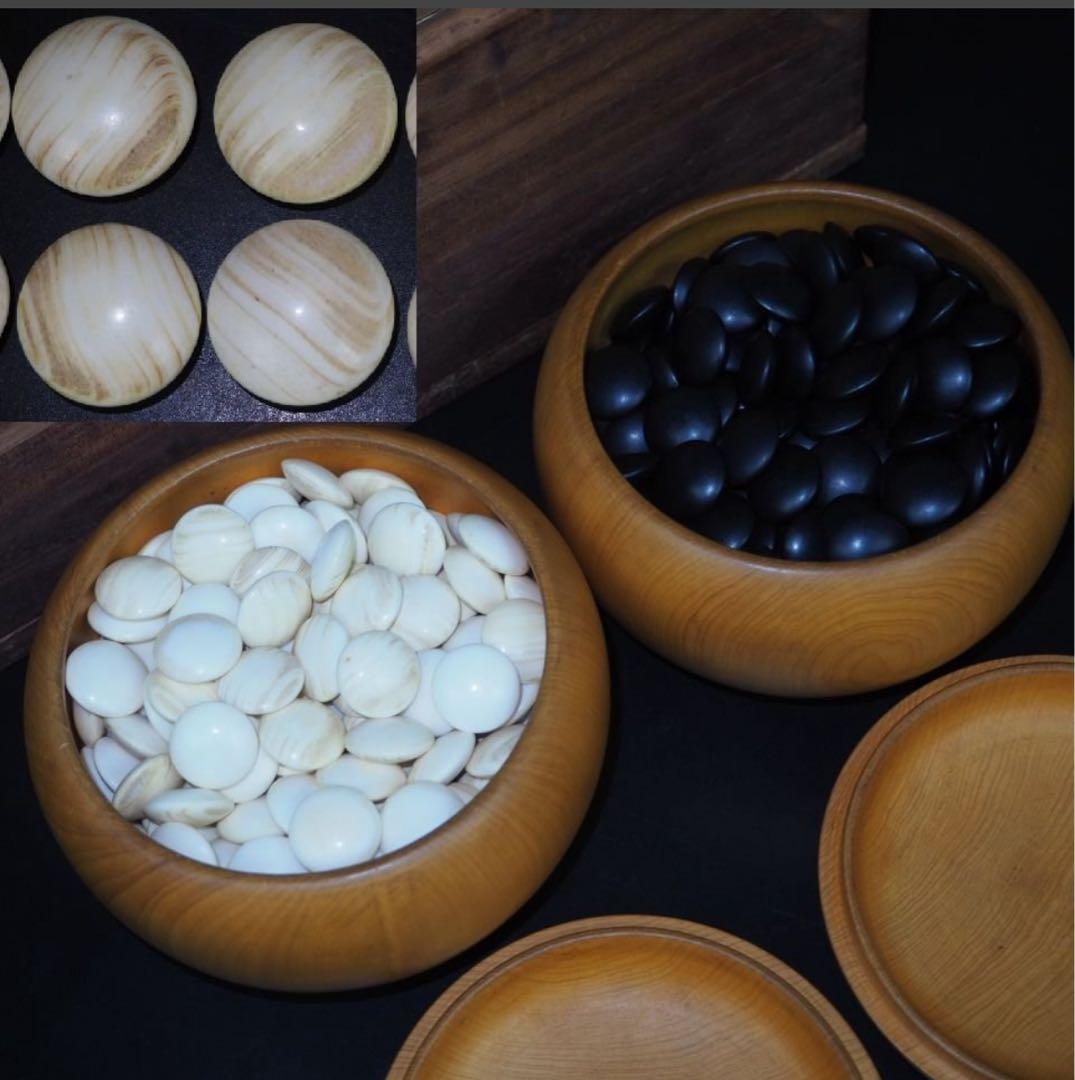 送料無料　日向特産　日向スワブデ蛤碁石33号・碁笥セット　旧家蔵出 楽天市場】碁石 日向特製蛤碁石 31号 実用 (厚み8.4mm) ※木製欅碁笥