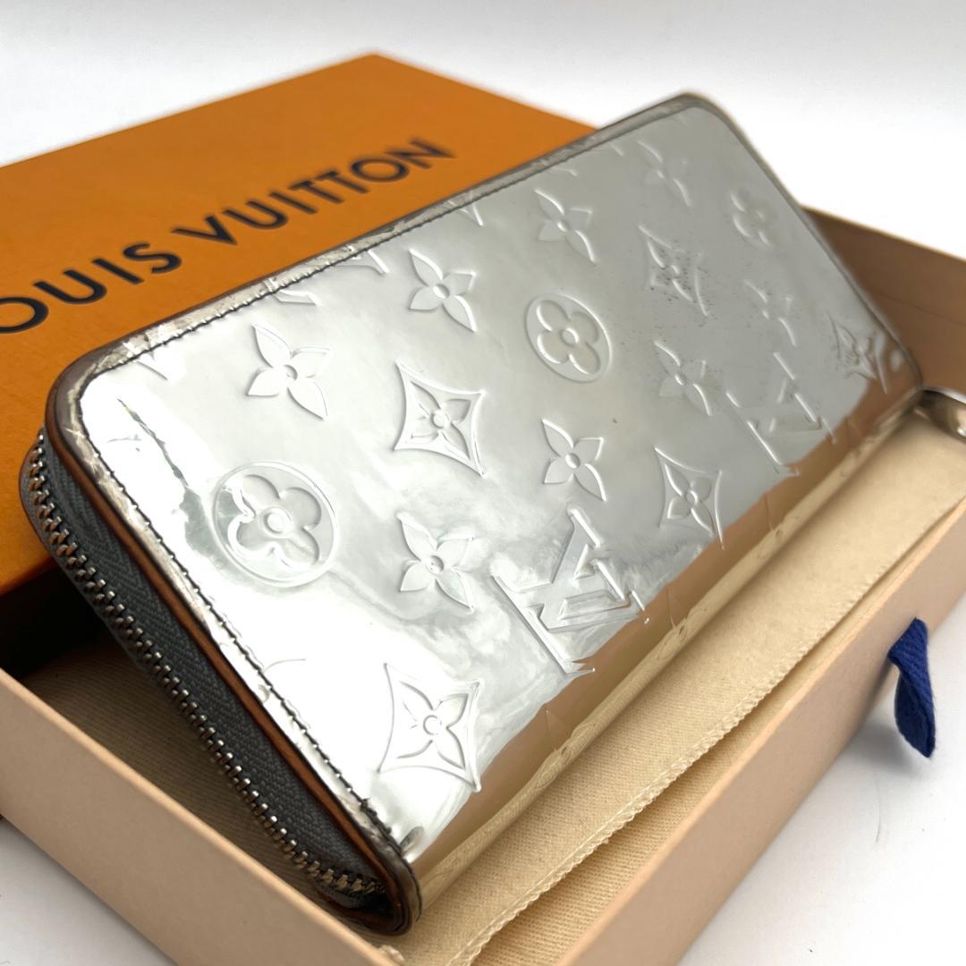 ルイヴィトン モノグラム ミロワール ヴェルティカル シルバー 長財布 A666