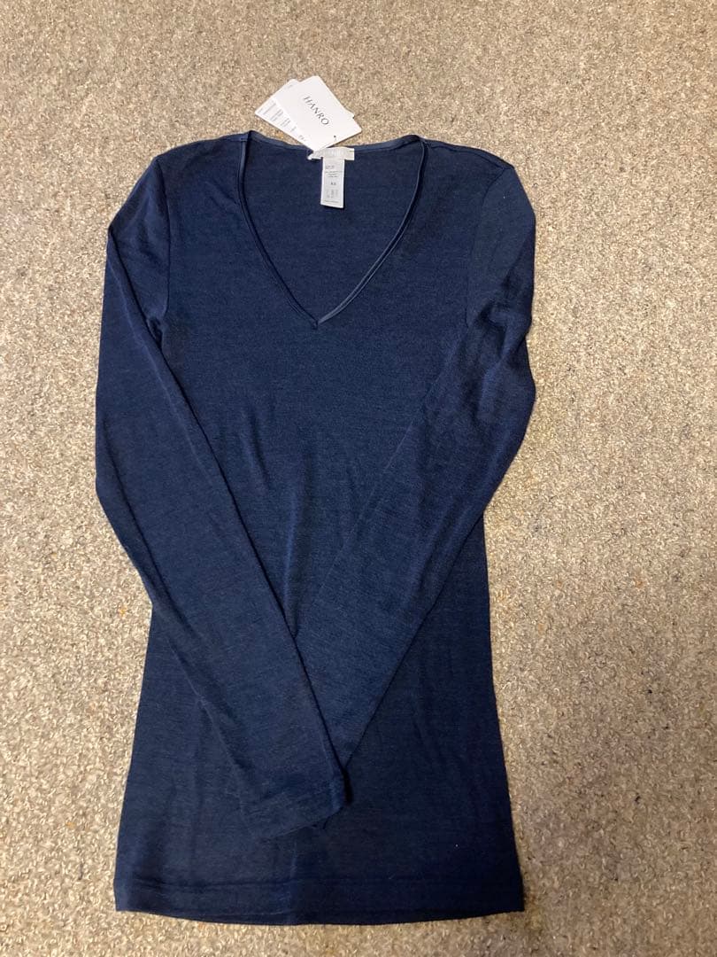 ハンロ　シルクウールトップス　長袖　XS ネイビー
