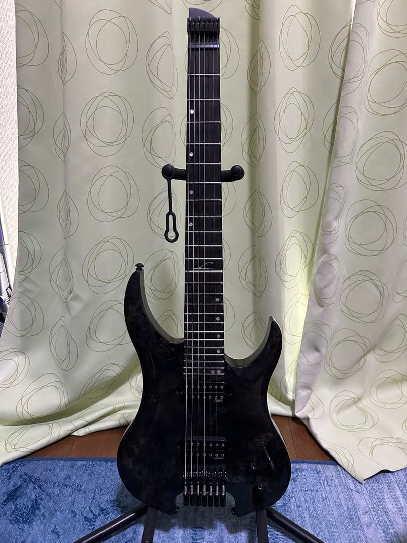 Legator エレキギター ブラック7弦 - メルカリ