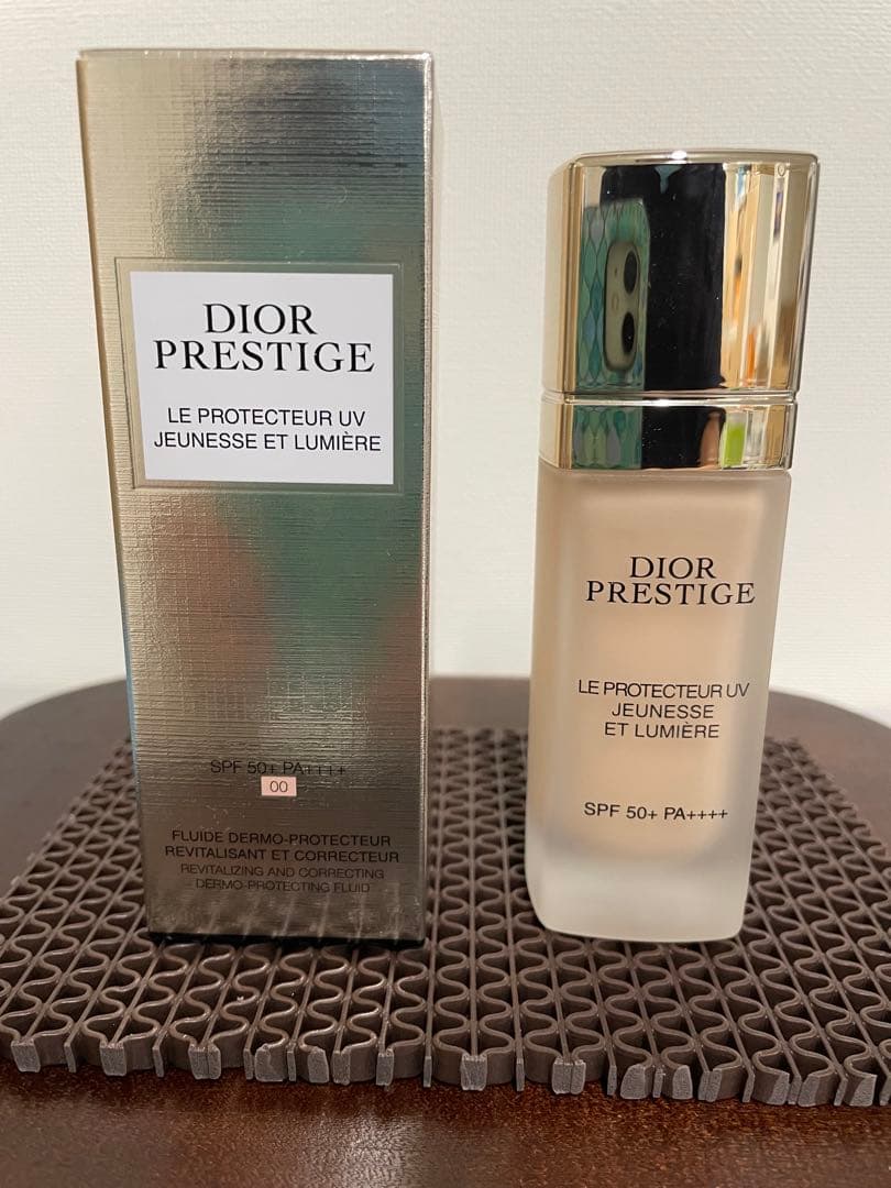 プレステージ ホワイト ル プロテクター UV ルミエールBB 00