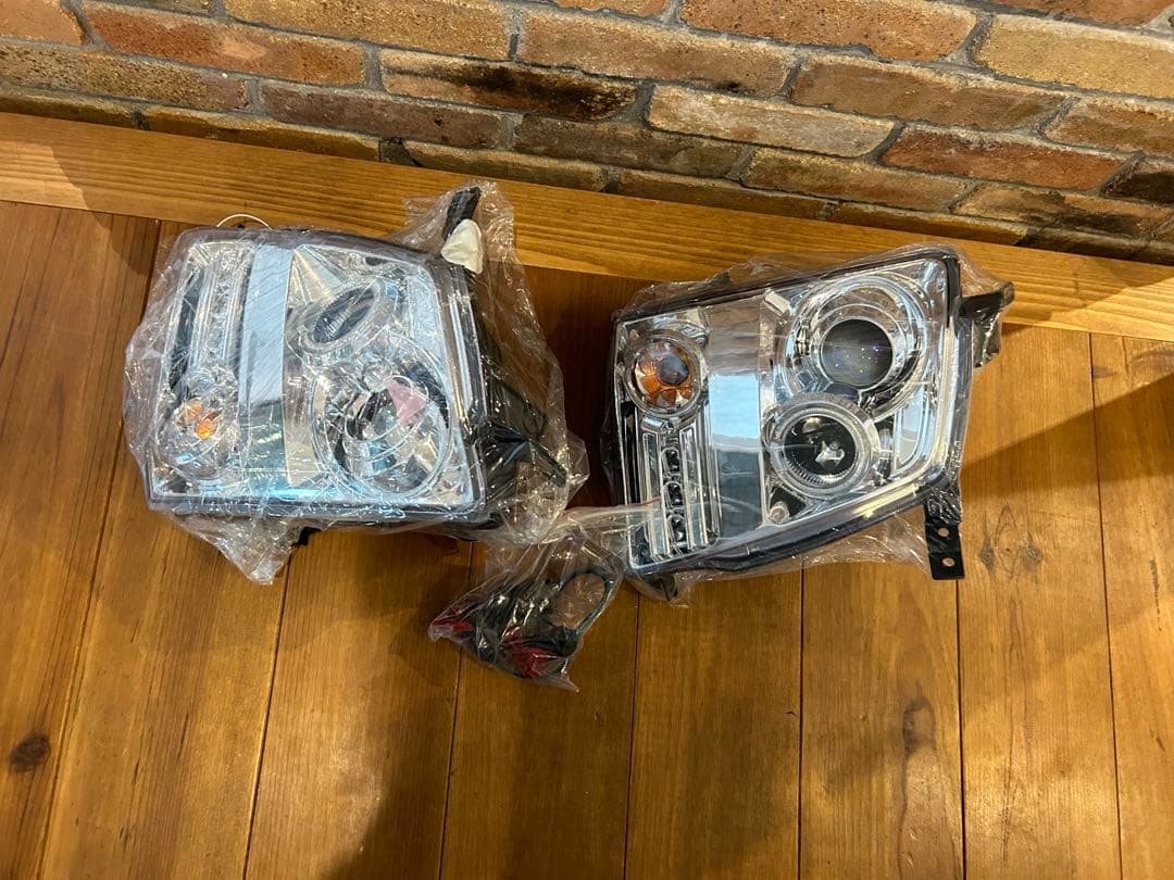 未使用　JUNYAN MH21S ワゴンR　ヘッドライト　左右セット